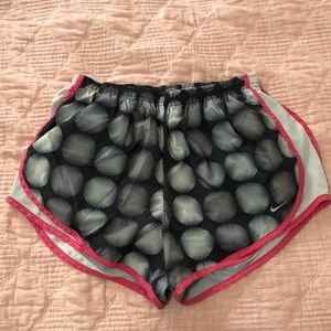 Nike running shorts, lightly used. Great condition. Size L. No drawstring.